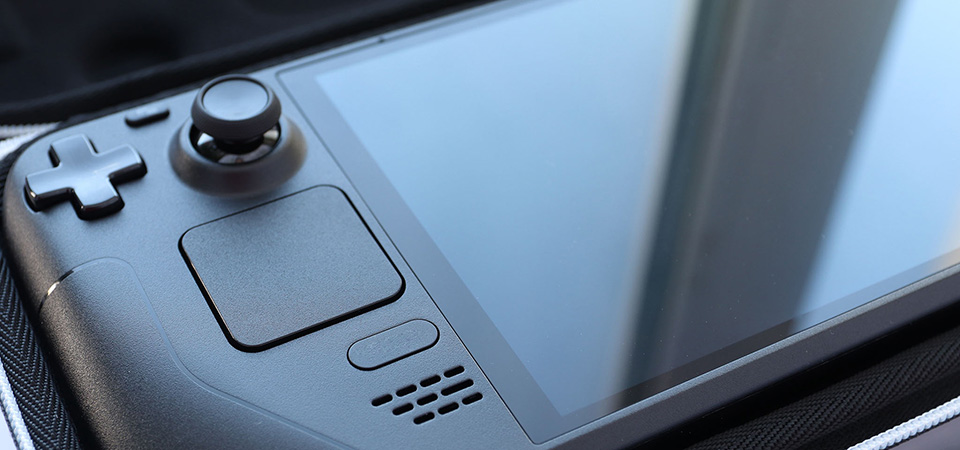 Getting up close and personal with your Steam Deck’s innards is all part of unlocking its real potential. Close up of a Steam Deck’s screen and left side.